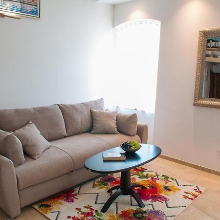 Bazzar Apartments Trogir Eksteriør bilde