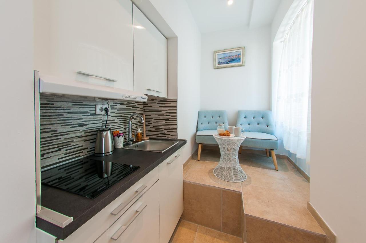 Bazzar Apartments Trogir Eksteriør bilde