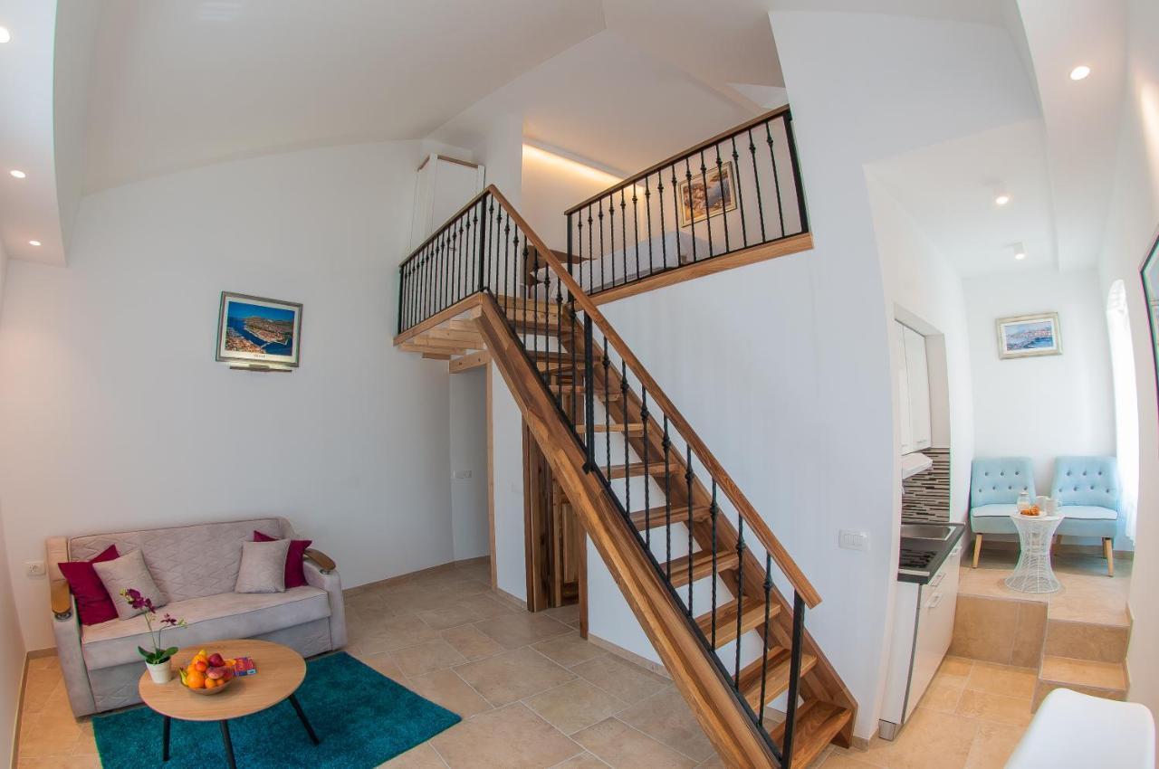 Bazzar Apartments Trogir Eksteriør bilde