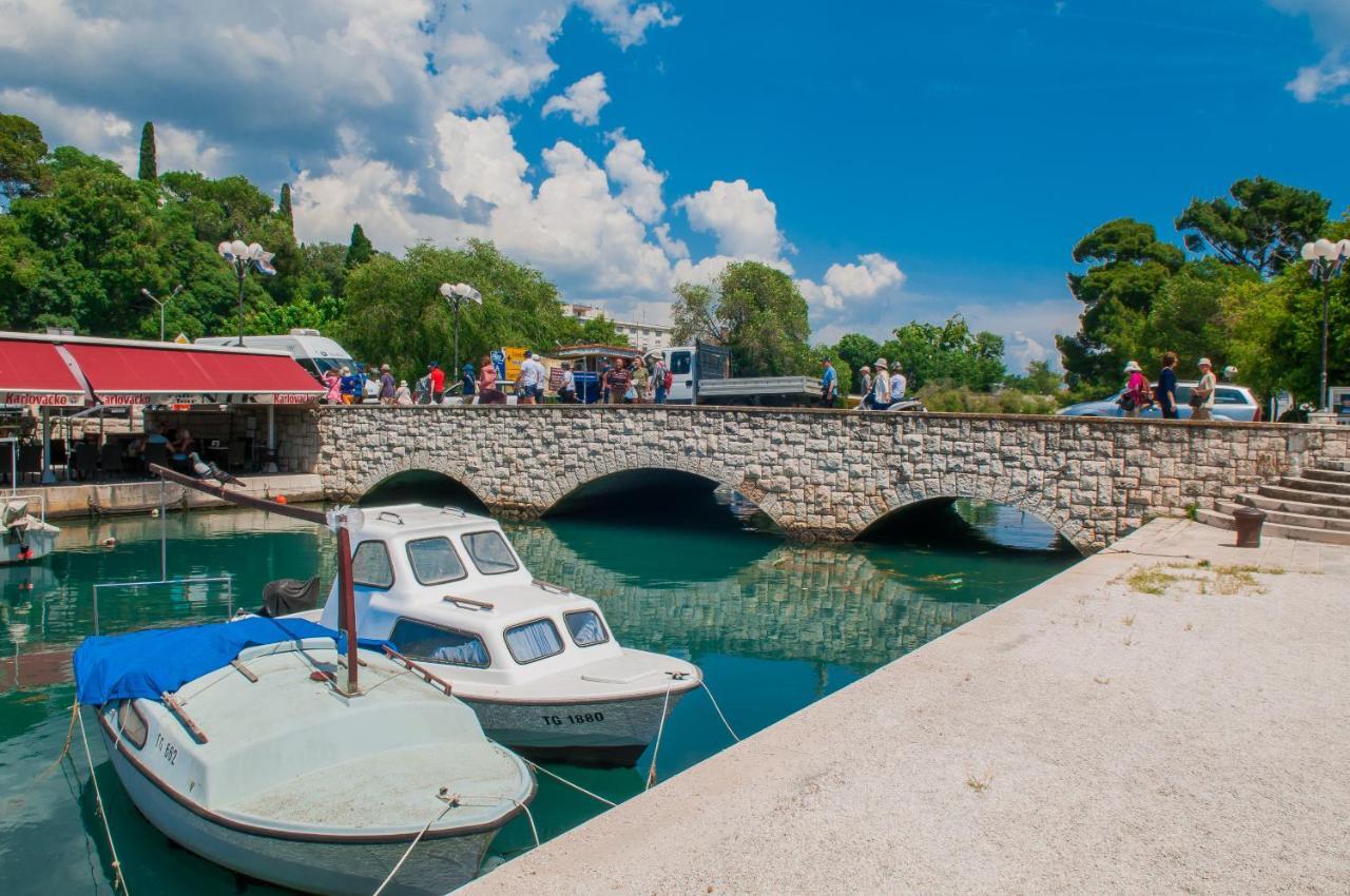 Bazzar Apartments Trogir Eksteriør bilde